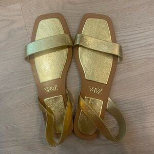 💕Zara Gold Sandals💕